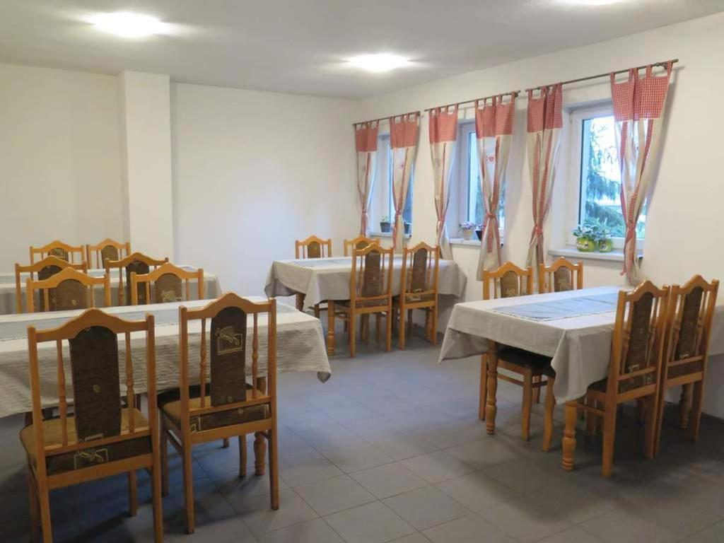 Važec Ubytovna Krivan מראה חיצוני תמונה